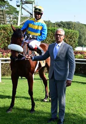 Trainer Sulaiman Attaollahi leading in Lux Aeterna (Sandesh up), winner of Udupi Plate at Bangalore on Sunday.